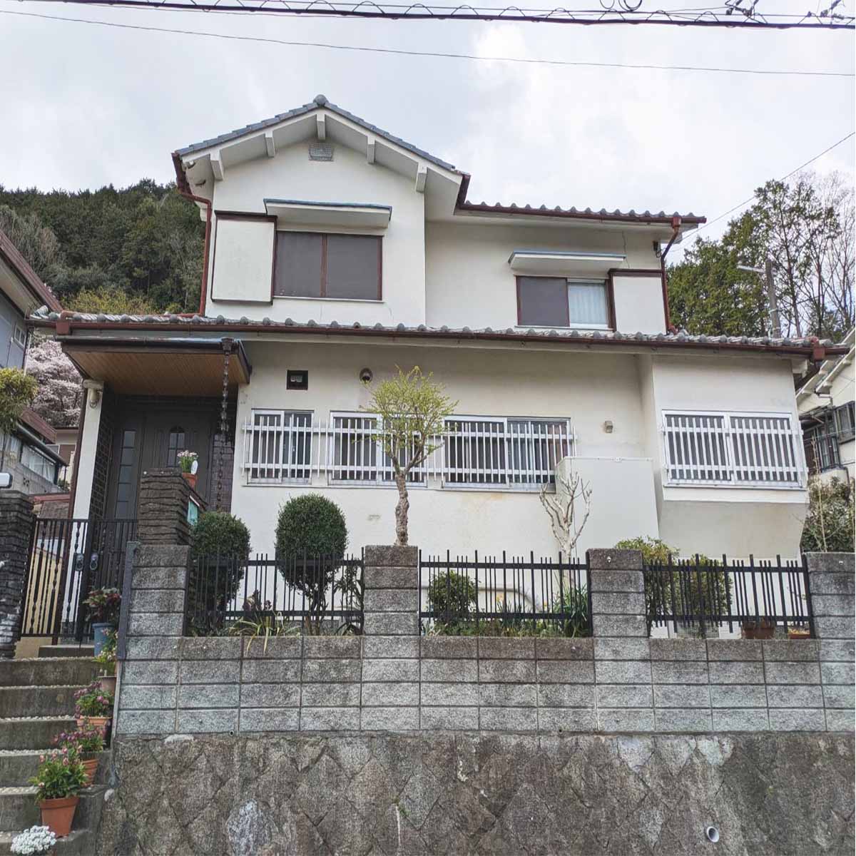 屋根補修外壁塗装工事（神戸市）施工前